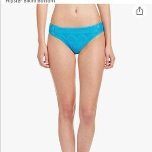 Kenneth Cole REACTION Women's Suns Buns Out Crochet Hipster Bikini Bottom